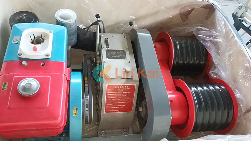 Elektrická energetická zařízení Ningbo LingKai dosahují do Ománu